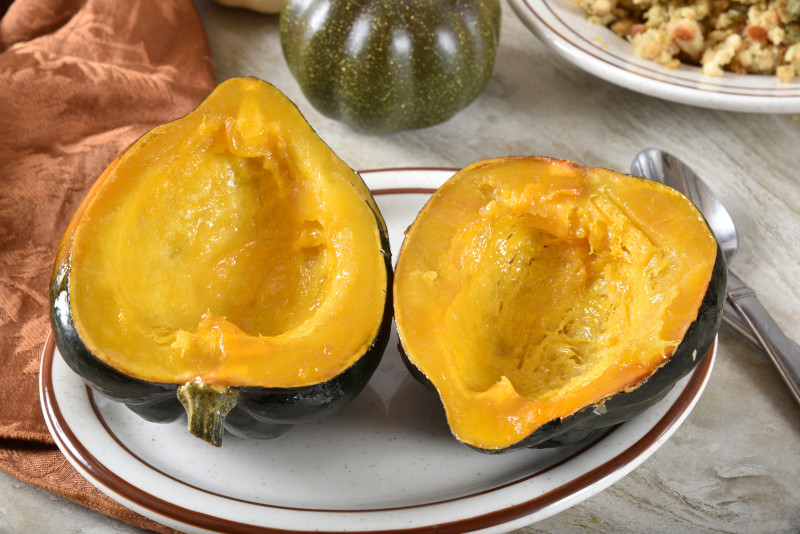 plate of Easy Baked Acorn Squash