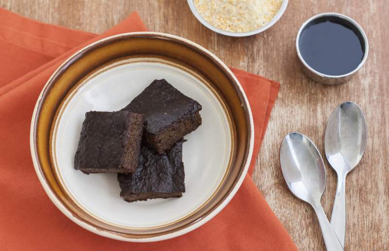 Sweet Cornmeal Pudding with Ginger and Cinnamon