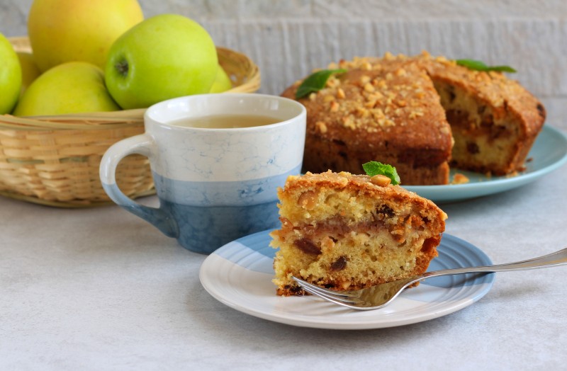 Apple Coffee Cake Recipe on a plate.