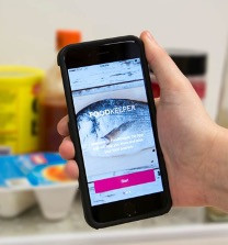 food keeper app iphone in hand