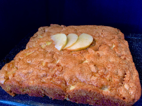 Eggless Cinnamon Flavoured Apple & Plum Cake Recipe by Archana's Kitchen