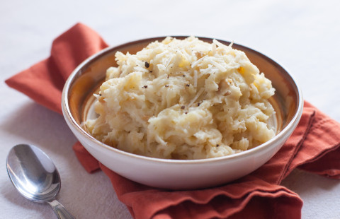 bowl of Hearty Mashed Potatoes