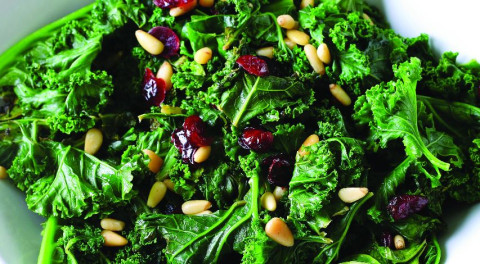 Kale with nuts and raisins