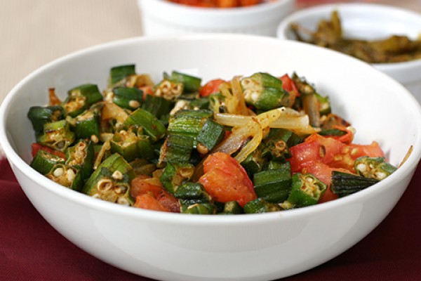 Spicy Okra in a bowl