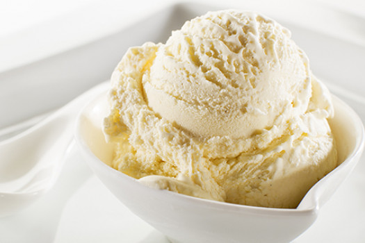 Pineapple Orange Frozen Yogurt in a bowl