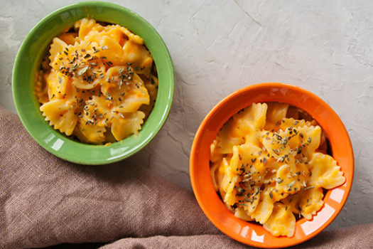 Pumpkin Mac & Cheese for One in bowls