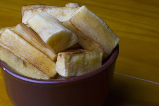 Oven-Fried Yucca in a bowl