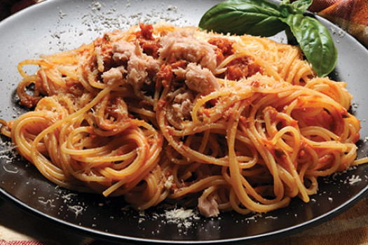 image of tuna pasta on a plate
