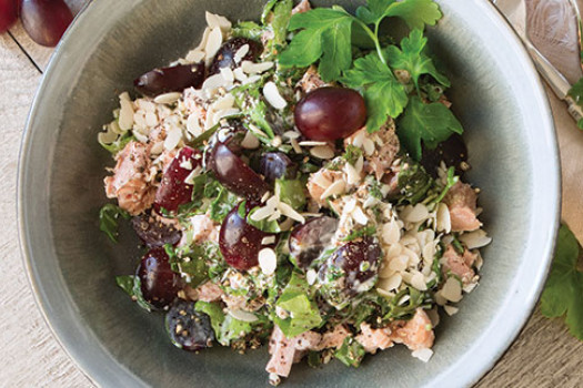 image of Tuna Salad with Grapes in a bowl