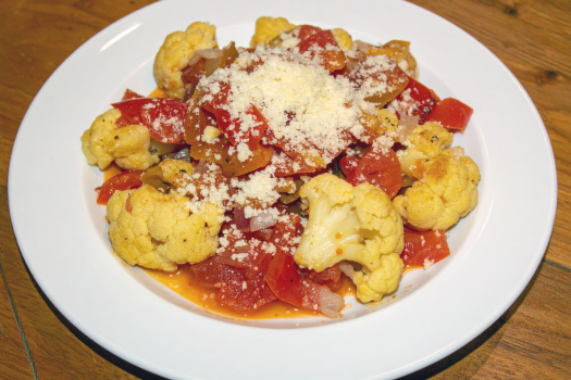 Image of Stewed Cauliflower, Tomatoes, and Onions recipe on a plate