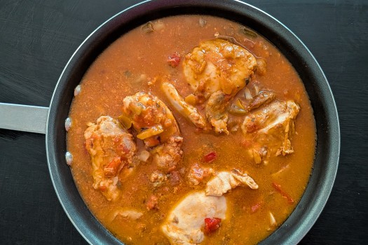 Image of Chicken Cacciatore Recipe in a skillet