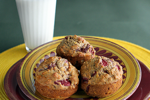 Banana Berry Muffins