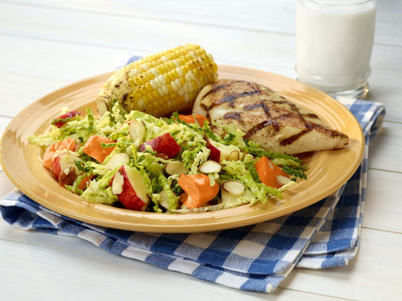 Bell Pepper and Apple Coleslaw