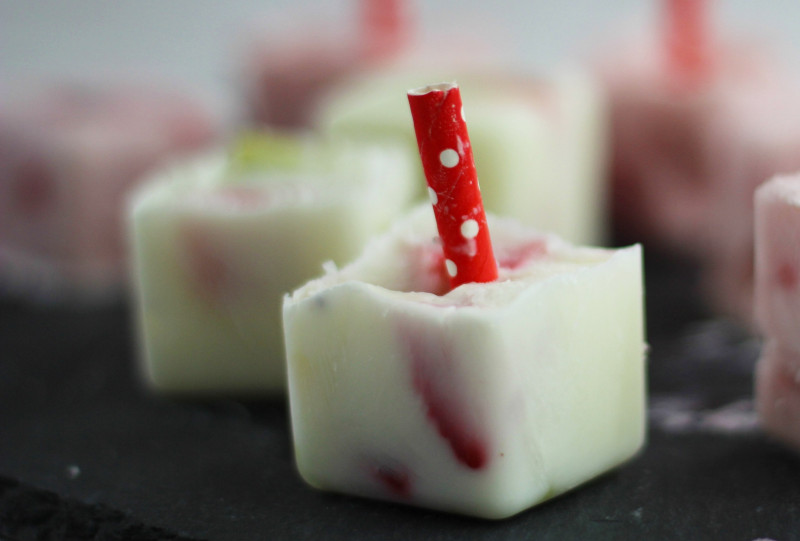Strawberry Kiwi Yogurt Pops