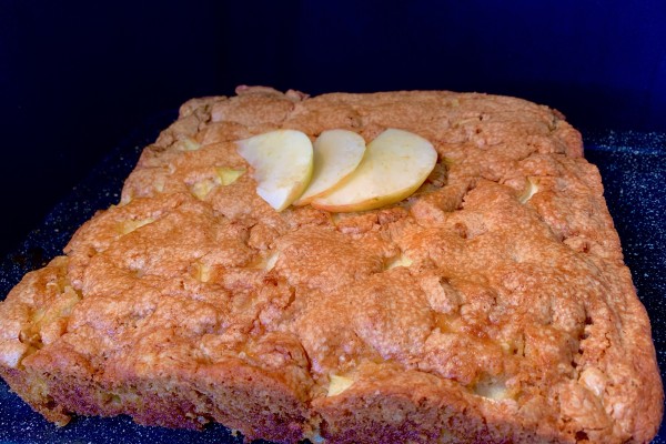 Apple Chunk Cake