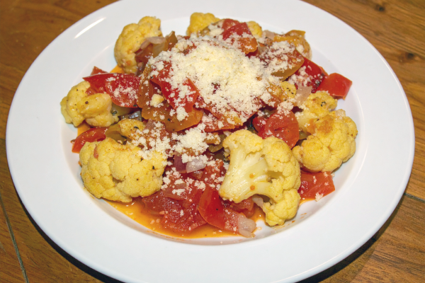 Image of Stewed Cauliflower, Tomatoes, and Onions recipe on a plate